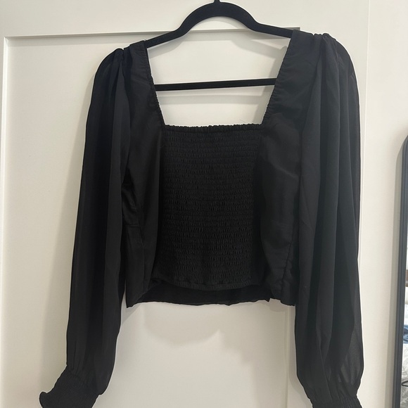 Abercrombie and Fitch black long puff sleeve sweetheart top - Picture 3 of 3